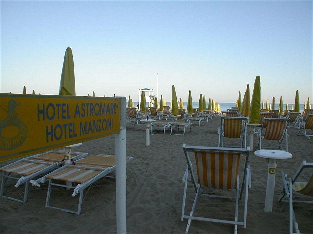 Hotel Manzoni Lido di Jesolo Exterior photo